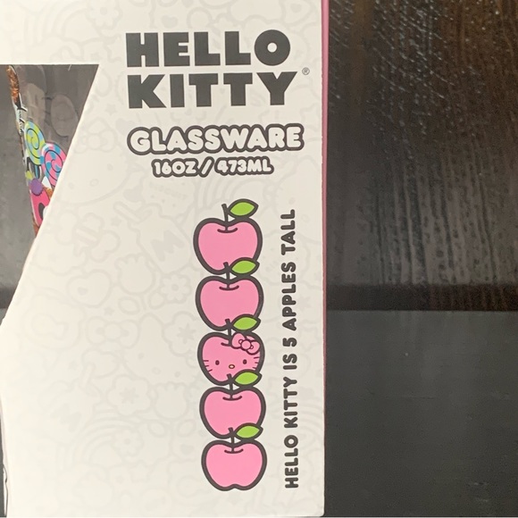 NIB - Hello Kitty 16oz Halloween Pint Glass Cat Burglar Jack O’Lantern Candy - Picture 4 of 6